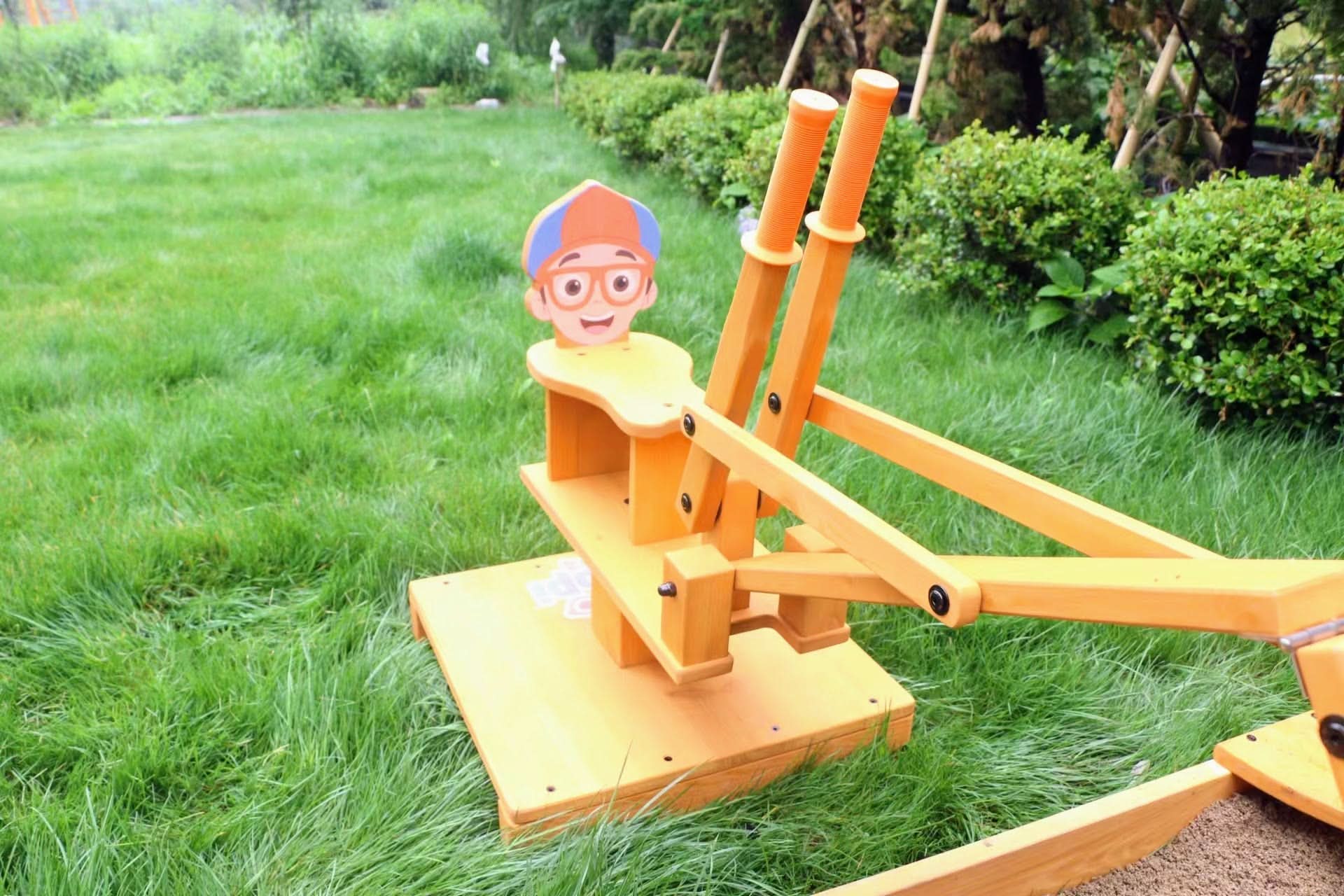 Blippi Excavator Ride-On Toy - Image 10