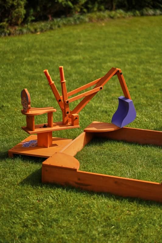 Blippi Excavator Ride-On Toy - Image 18