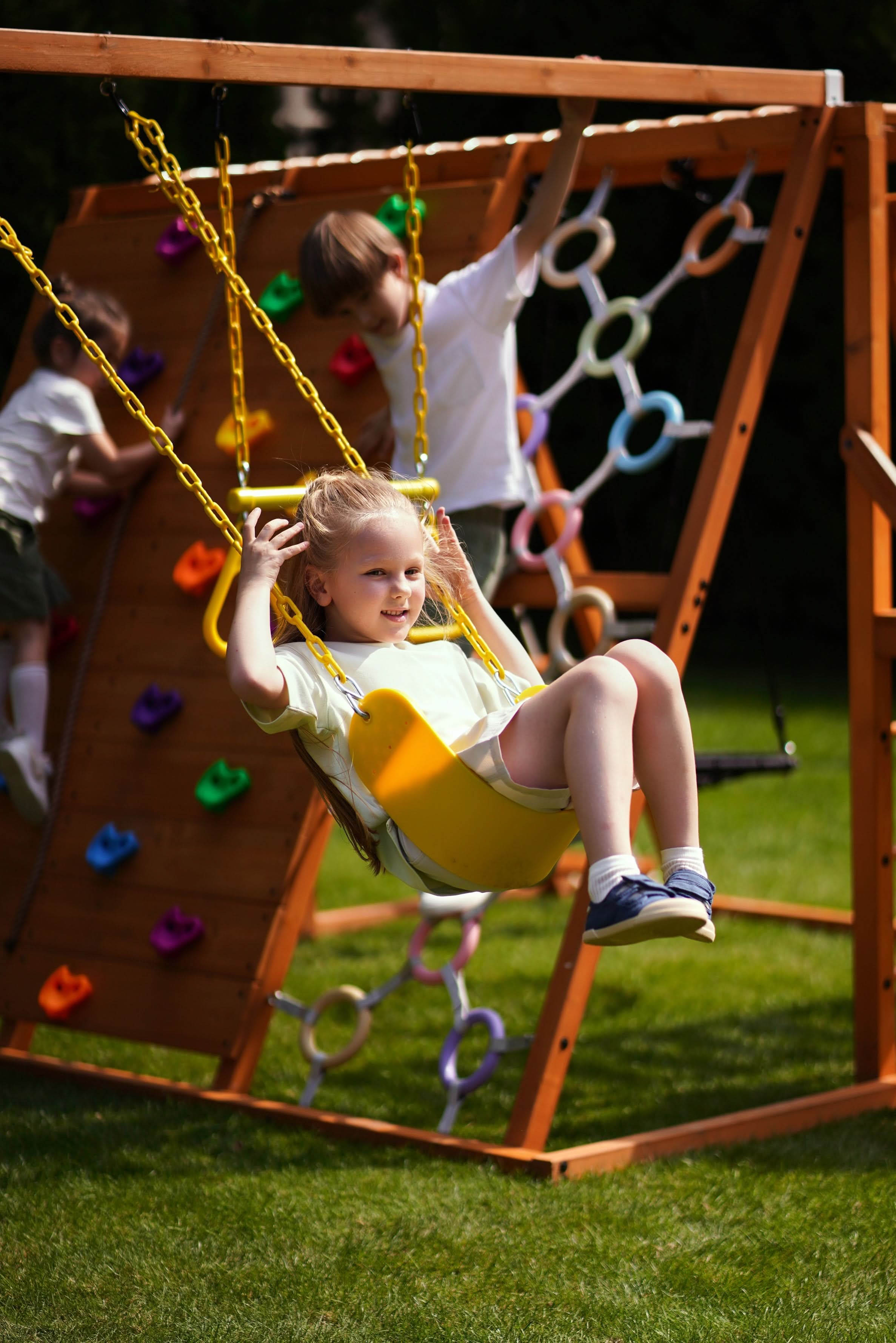 Sycamore Backyard Climbing Set – 2 Swings, Trapeze Bar & Outdoor Fun - Image 12