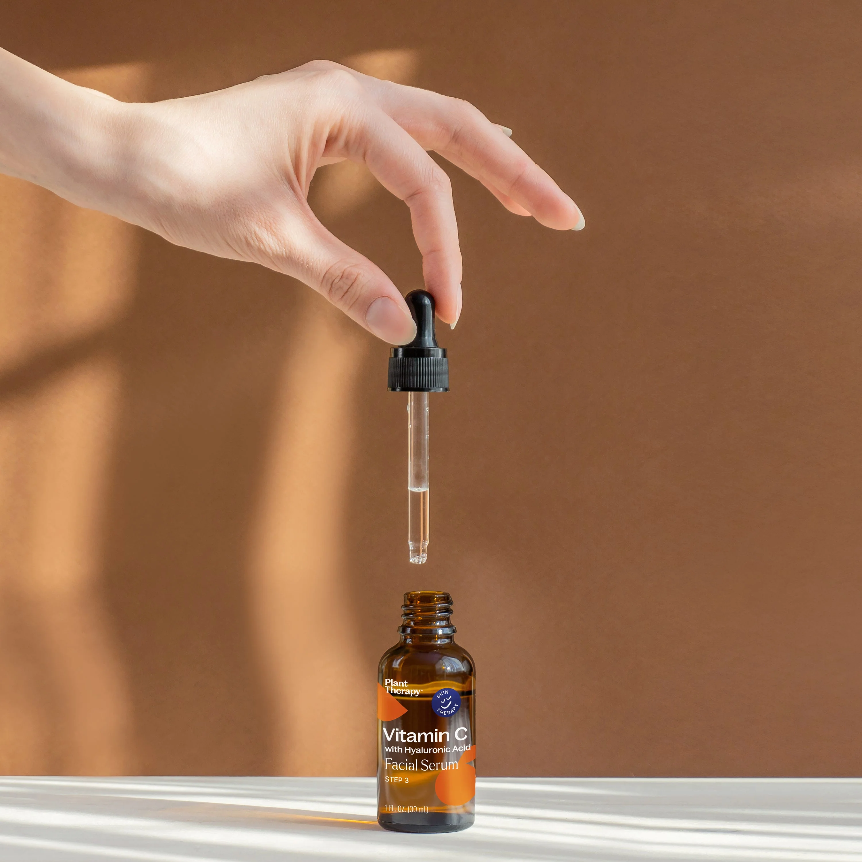 Vitamin C with Hyaluronic Acid Facial Serum - Image 5