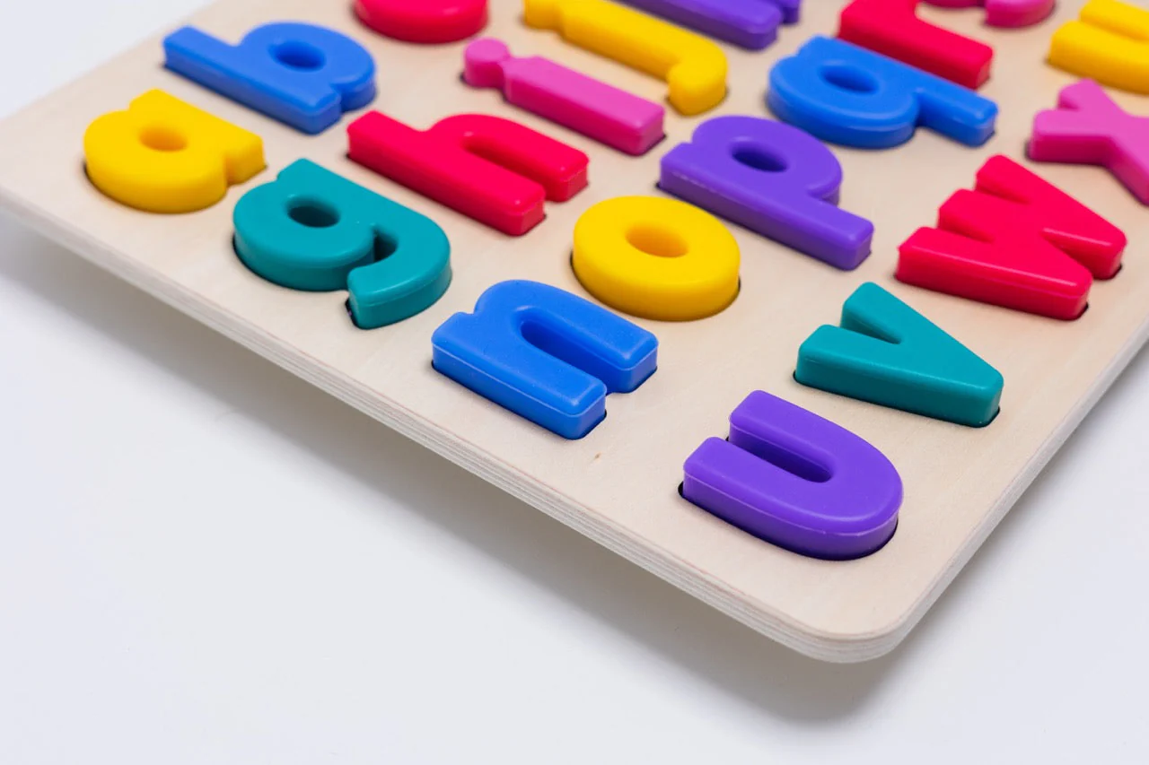 xyz Find & Fit Puzzle - Image 5